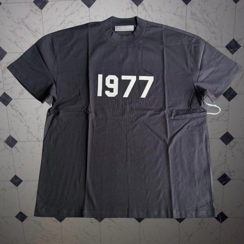Fear of God Essentials 1977 Black T-Shirt NWT Size XS